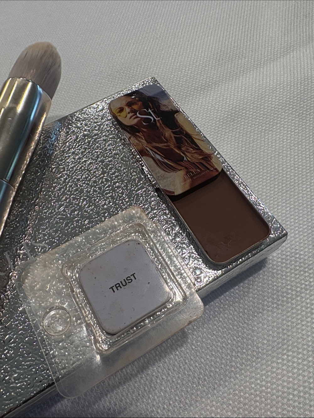 Seint Beauty Bundle - Picture 6 of 17